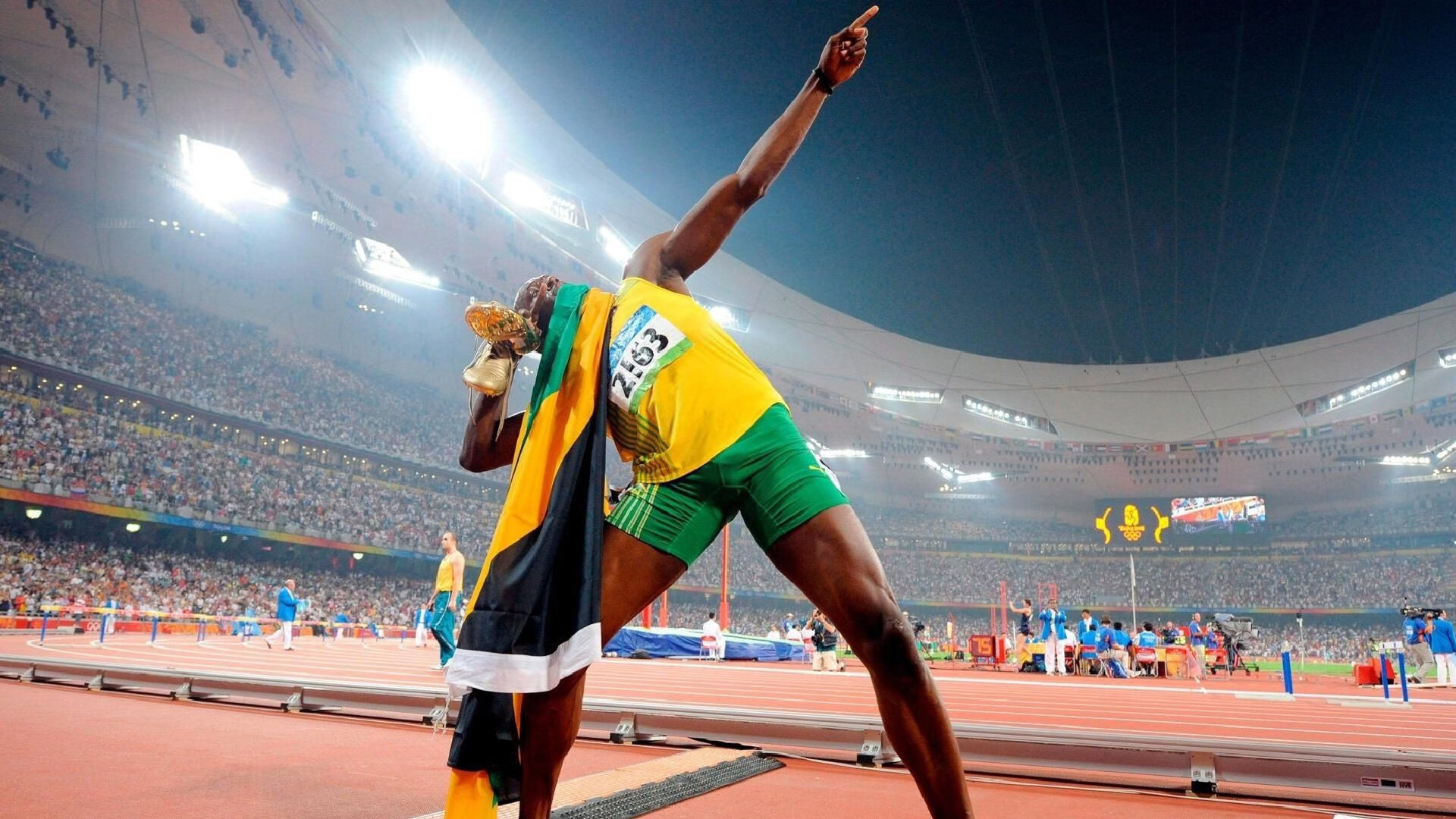 中国足球产业链生态体系逐步完善,足球产业规模